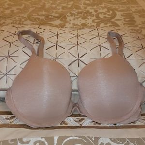 Victoria's Secret T-Shirt Padded Perfect Coverage